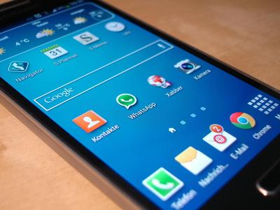 smartphone-325484_1920.jpg
